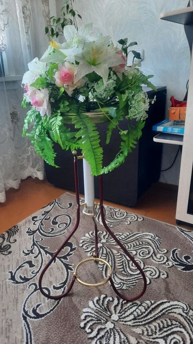 Подставка для цветов
