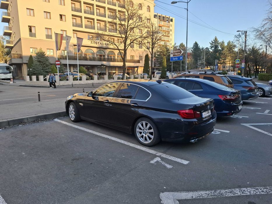 BMW 5 Series 2011 — imagine 3