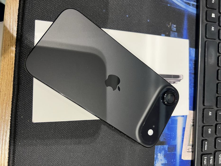 Продается Iphone Air 256