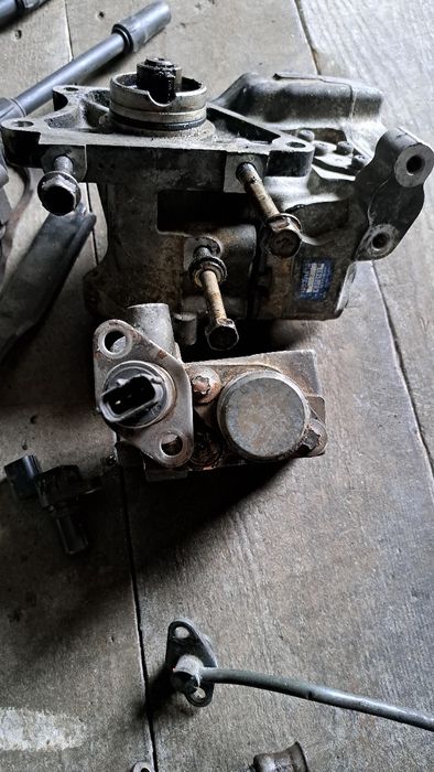 Митсубиси шариот  катушки тнвд.