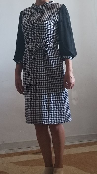 продам платья , 44-46 размер