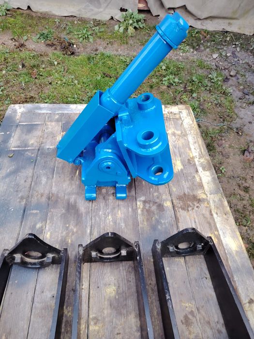 Cupla rapida hidraulica cu inclinare/ powertilt pentru miniexcavatoare