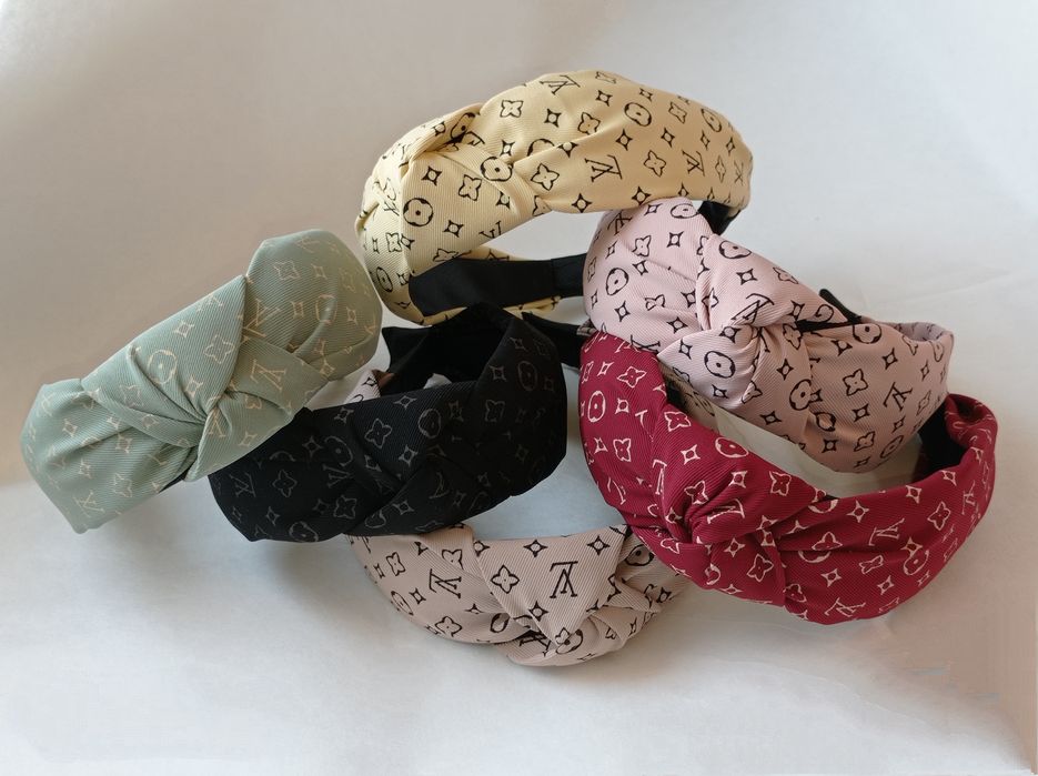 Продаются ободки для волос новые