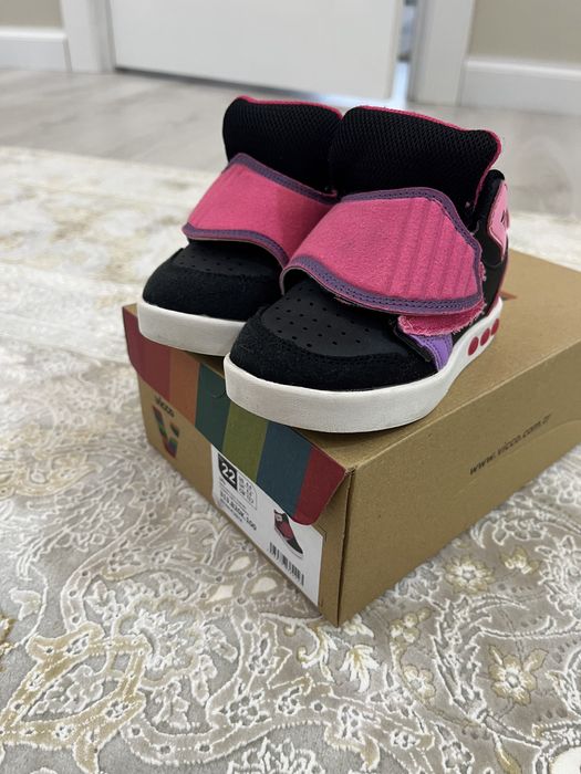 Детская обувь на осень / весну