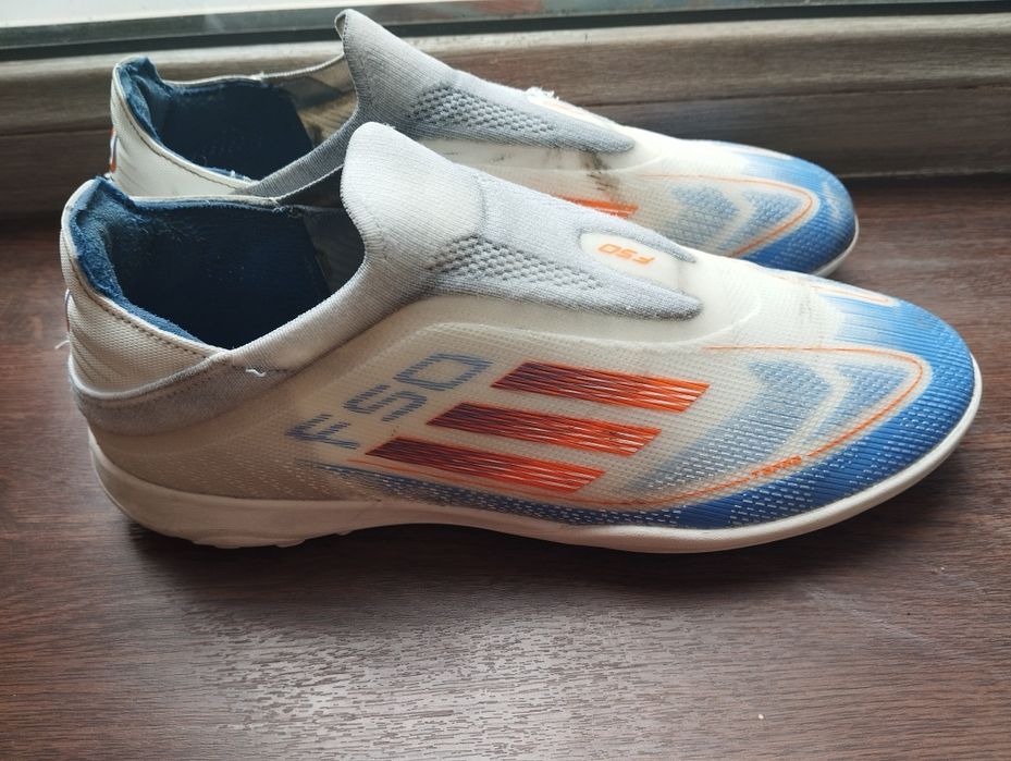 Сороконожки adidas f50 white-blue 42 размер