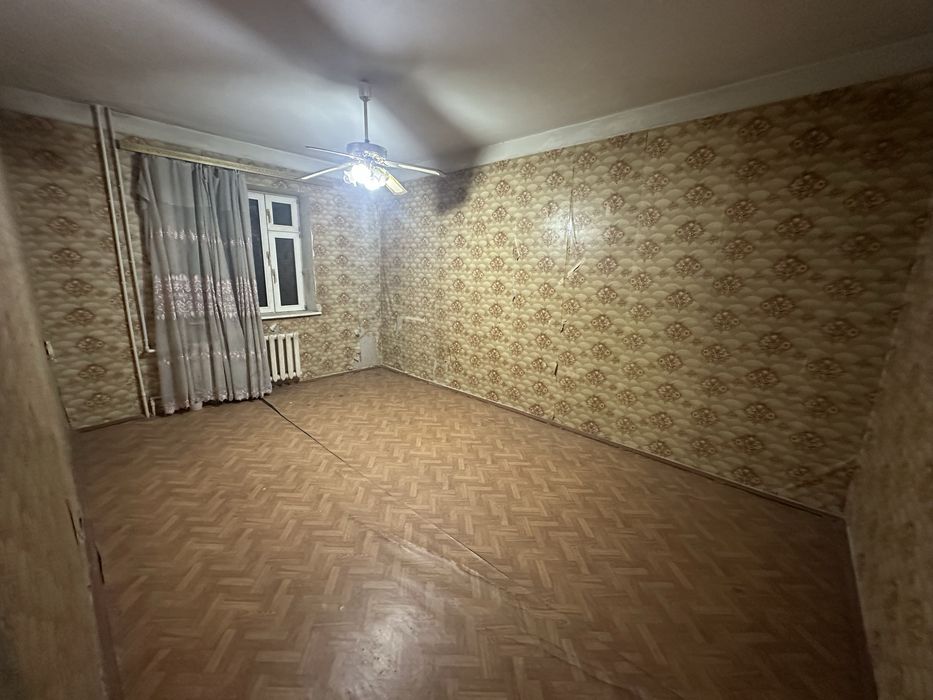 Феруза ялангач эко базар продается квартира 4/3/4 Банковский дом 130кв