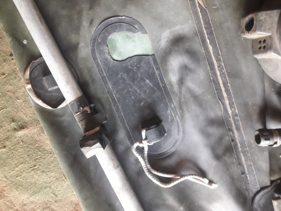 Продам лодку старую