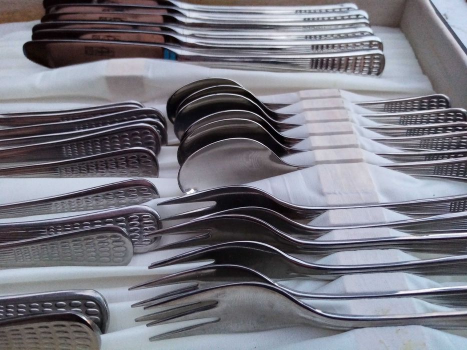 Комплект прибори ПЕРЛА - Петко Денев - 30 части - нови !