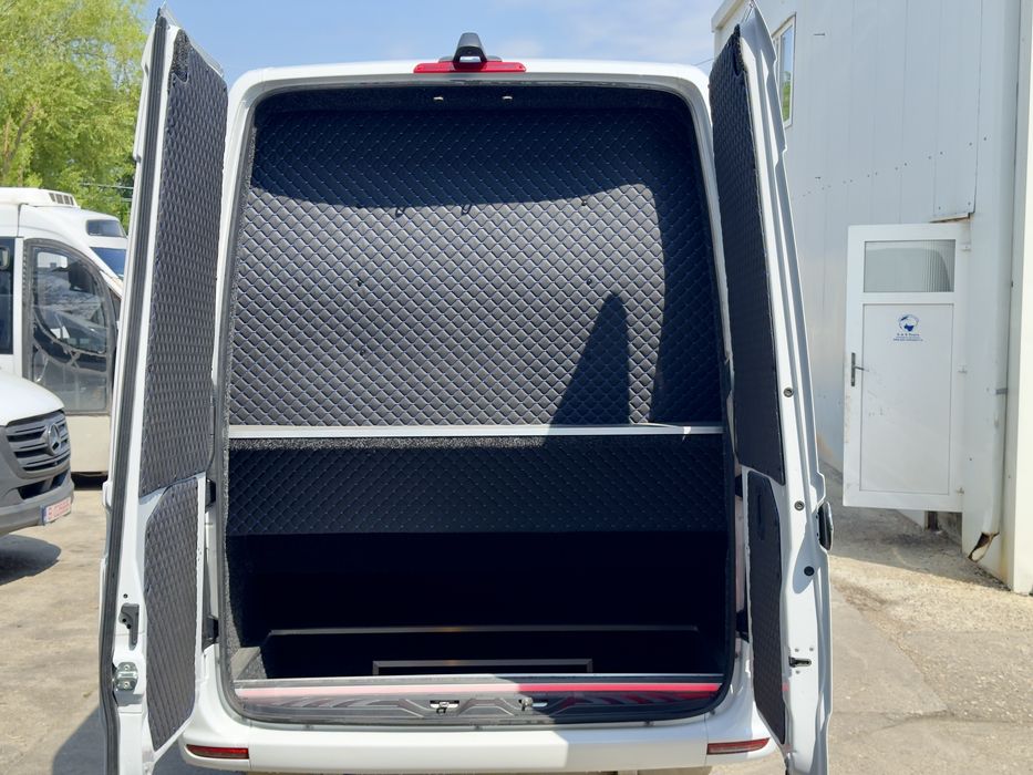Mercedes-Benz Sprinter 517 – Microbuz 19+1+1 – An 2026 – Omologare M2