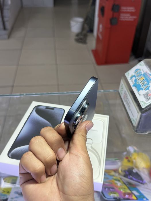iphone 15 pro в идеальном состояний
