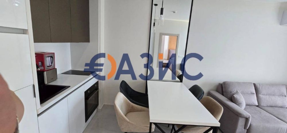 Продава се Двустаен апартамент в к.к. Слънчев бряг - 50 кв.м за 1138 €/кв.м - Снимка #7