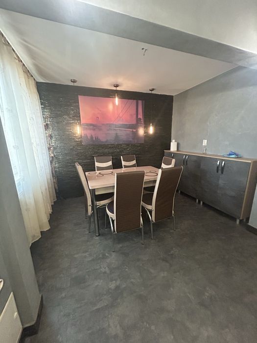 Inchiriez apartament