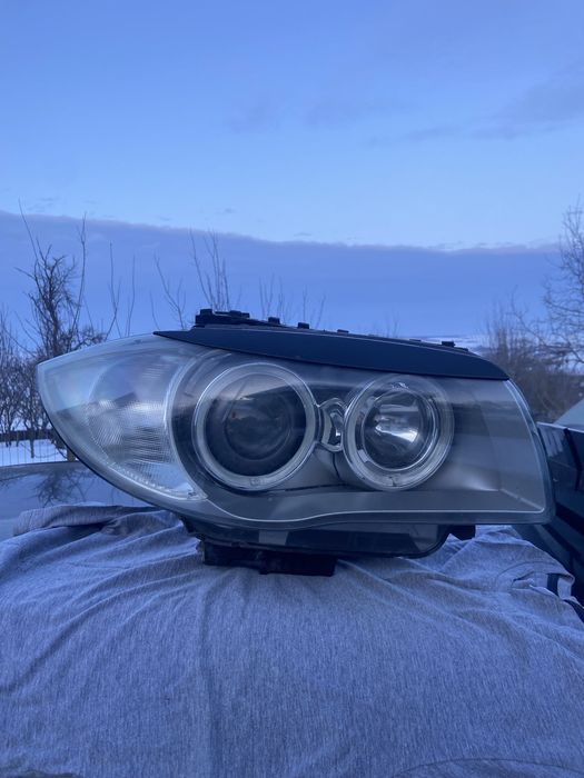 Far Bmw e87 xenon