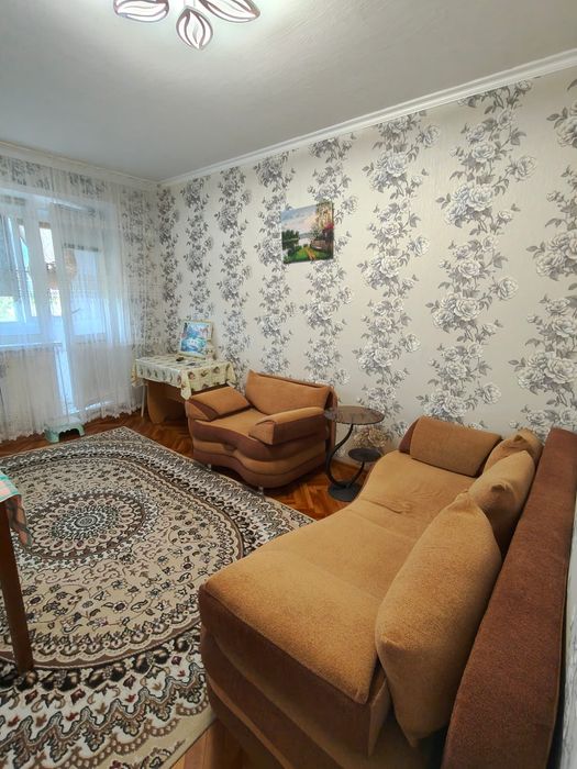 Продам квартиру 6 МК 68 дом 4 этаж