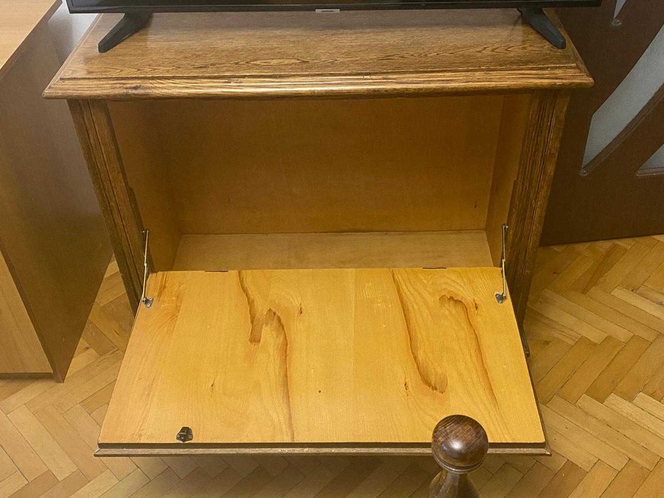 Mobilier dormitor din lemn