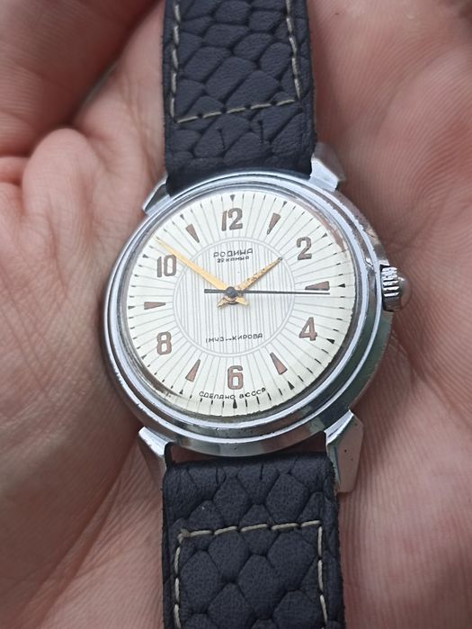 Ceas automatic Rodina