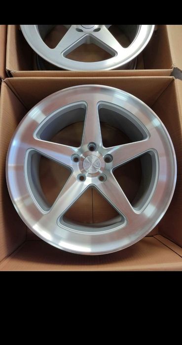 Джанти 18" VOSSEN 5X112 нови
