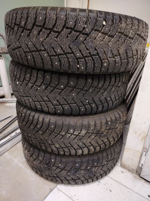 Покрышки комплект