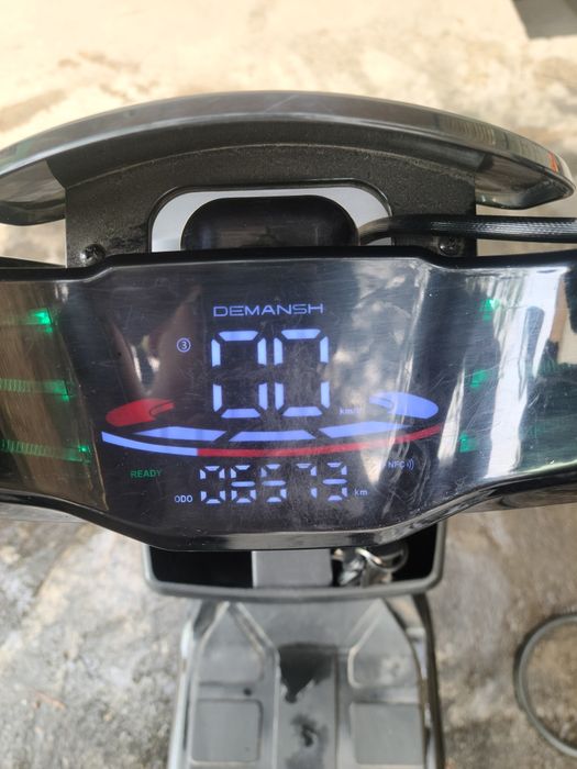 Elektro skuter sotiladi