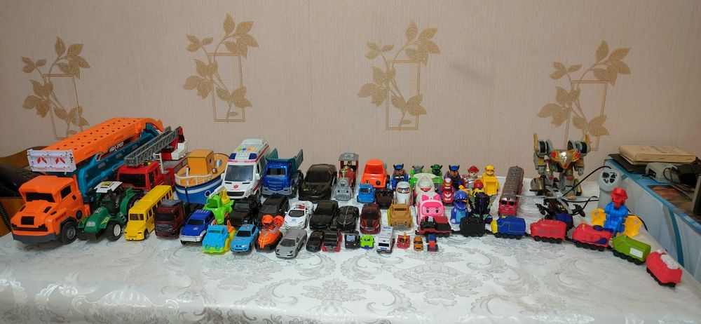 Игрушки  современные