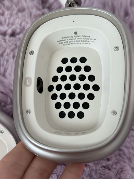Airpods Max.