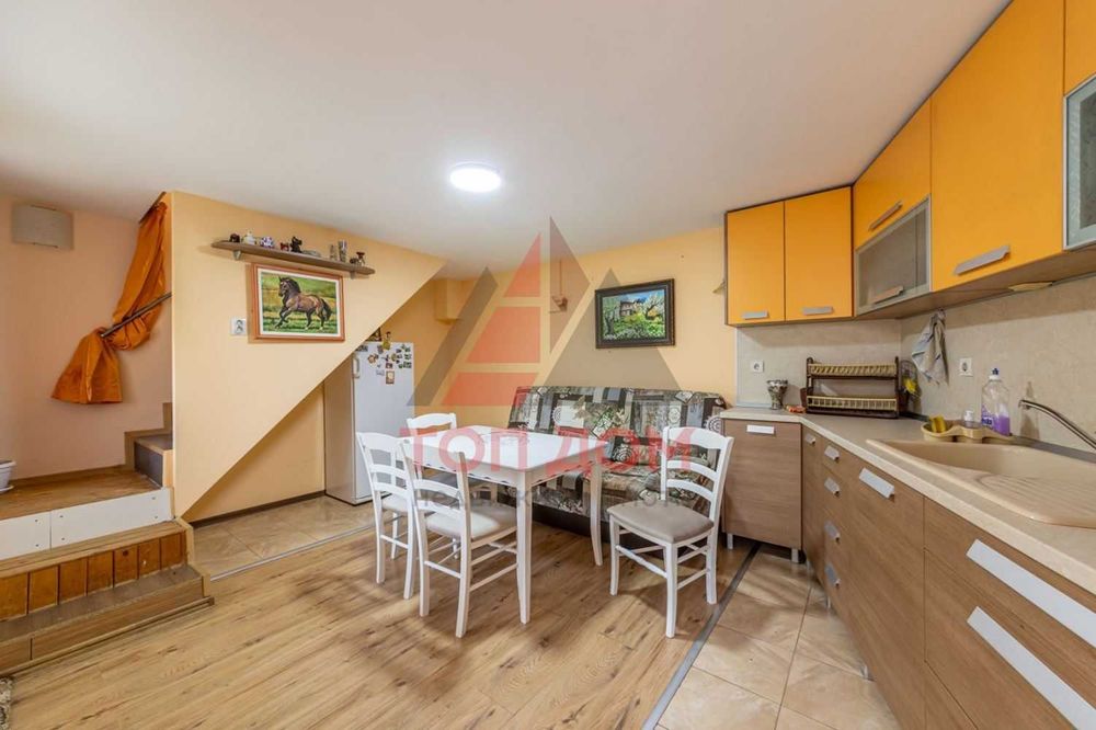 Продава се Тристаен апартамент в Варна, Бриз - 90 кв.м за 1490 €/кв.м - Снимка #8