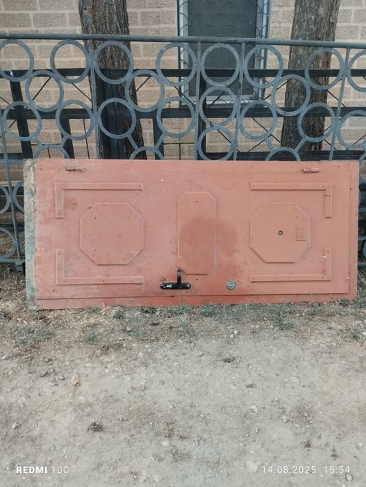 Входная металлическая дверь