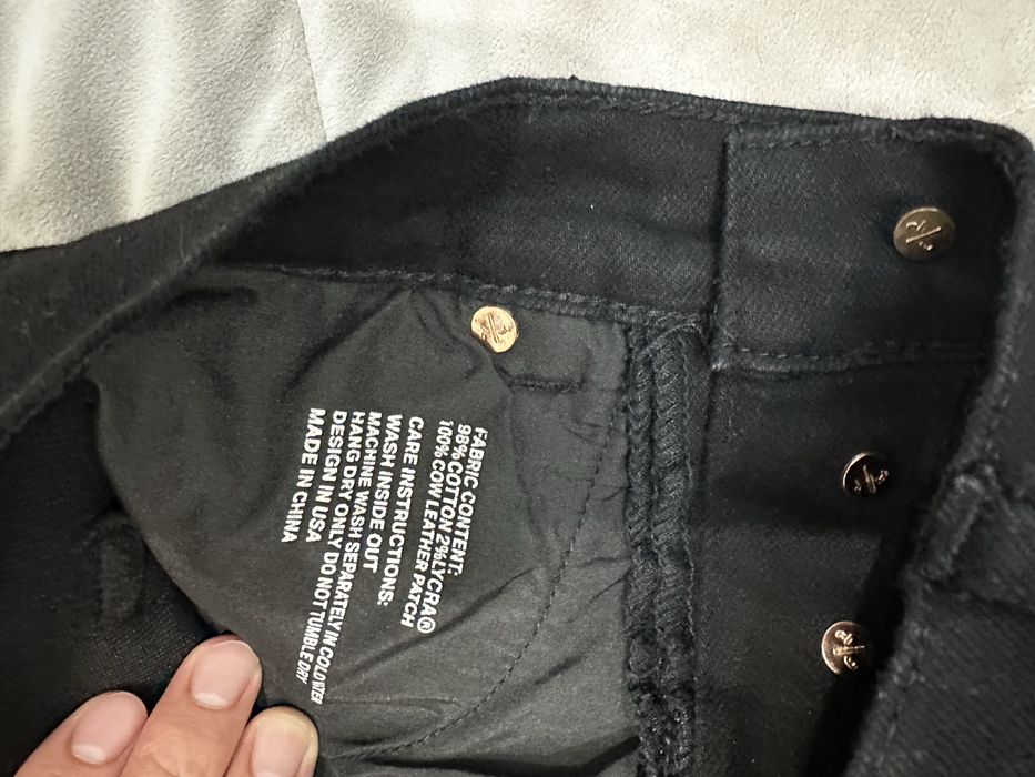 Продам джинсы на подростка