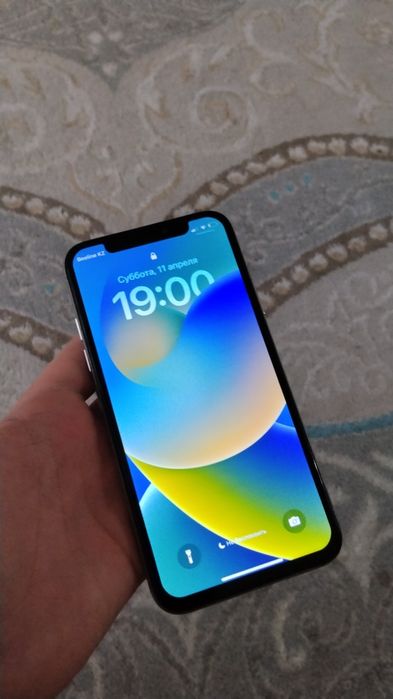 Продам айфон х 64гб