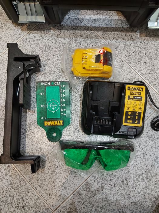 ПРОМОЦИЯ.Нов лазерен нивелир Dewalt DCE089D1G-QW