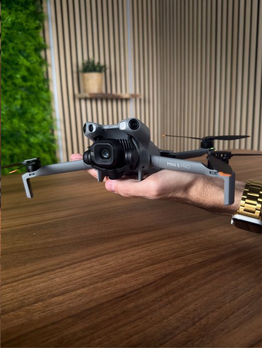 Дрон Dji mini 5 pro combo plus