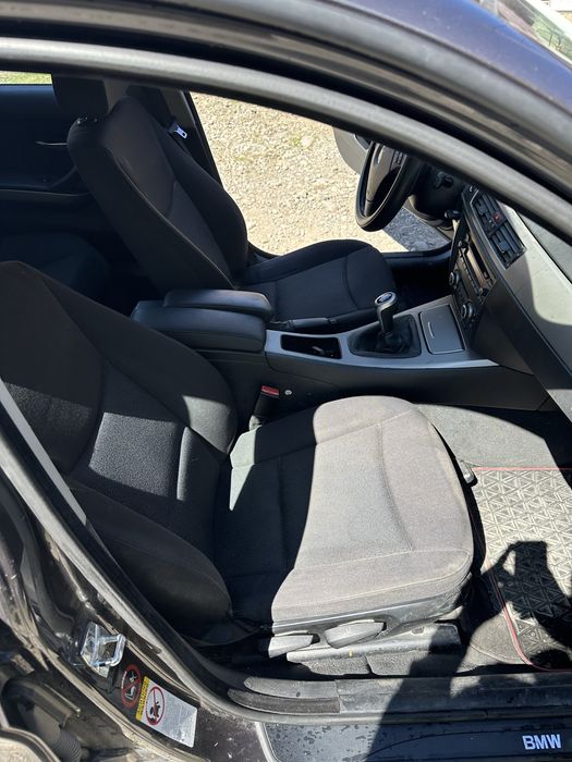 Bmw seria 3 an 2007 toate actele la zi e90