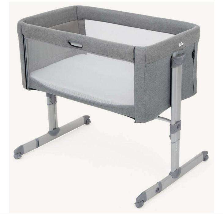 Продам  приставную кровать Joie