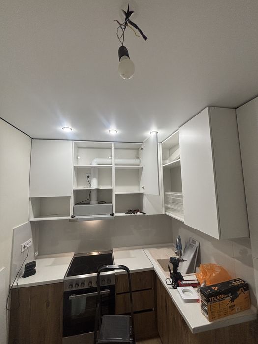 Установка Вытяжки кухонной