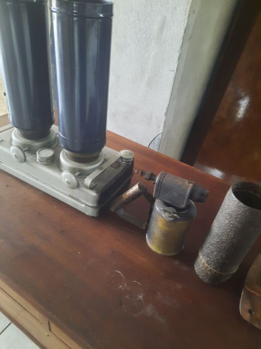 Lucruri vechi  din metal