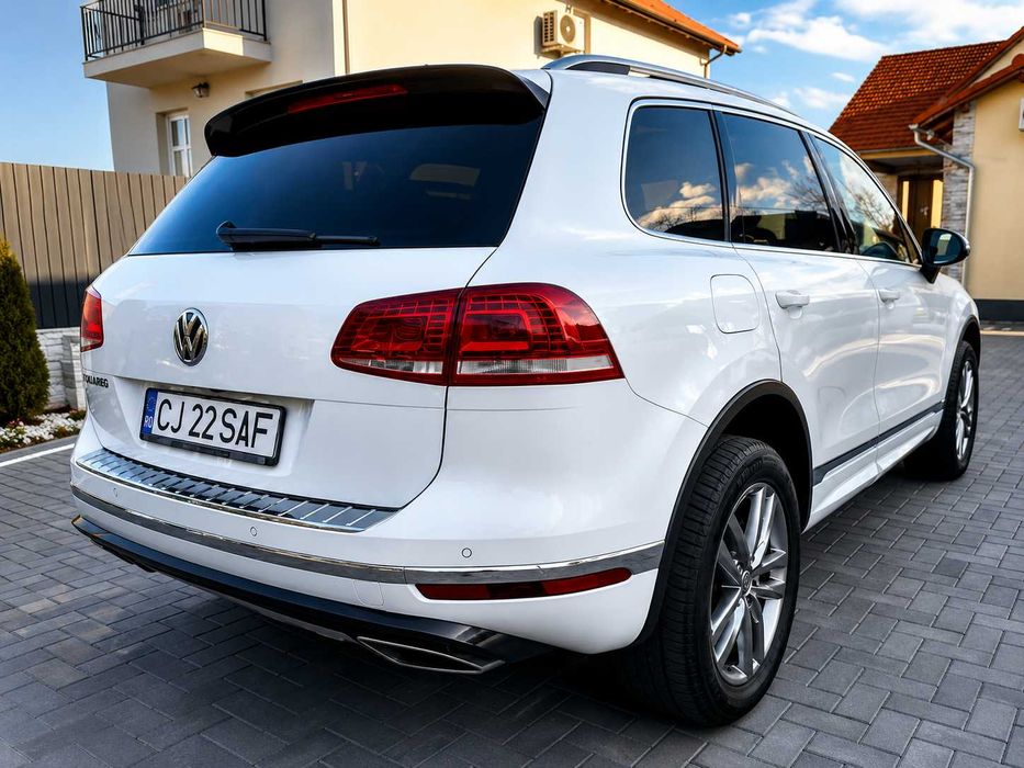 VOLKSWAGEN Touareg 2015 — imagine 3