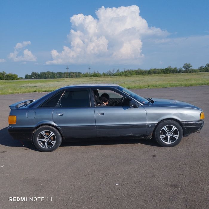 Продам Ауди 80 б3