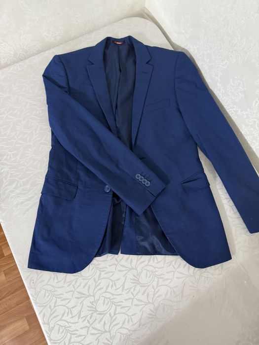 Продается школьная форма для 6-7-8 классов