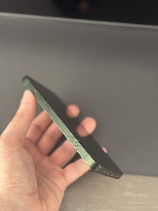 Iphone 13 зелен 128гб