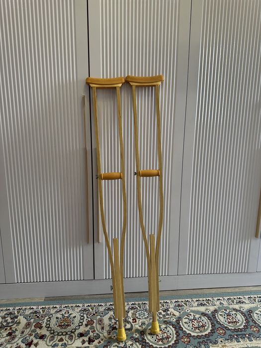 Продаю Костыль!!