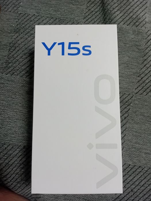 Продам смартфон vivo Y15s