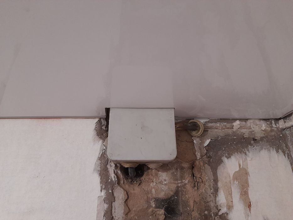 Качественные натяжные потолки!!!