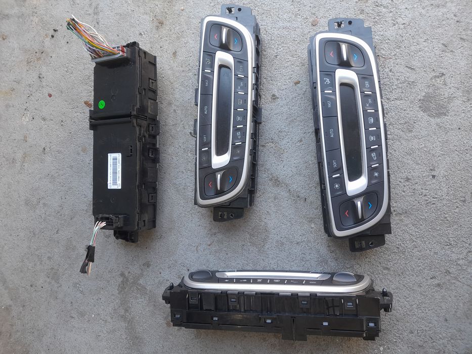 Panou Modul Comanda Unitate Clima AC Renault Megane 3 Scenic 3 Fluence