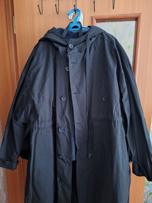 Одежда женская ( платье, куртки)