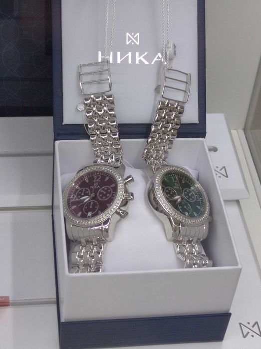 золотые и серебряные наручные часы