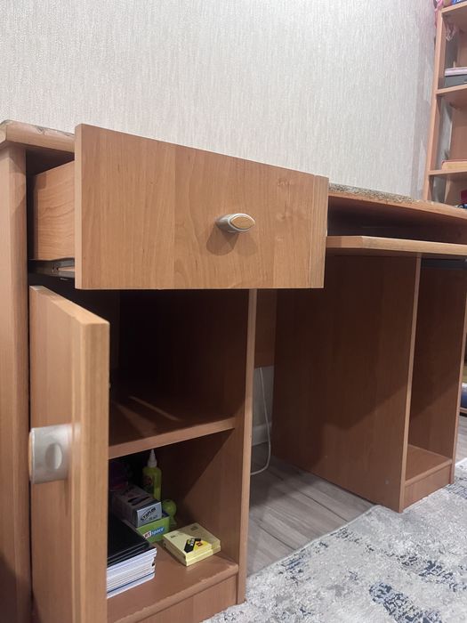 Стол компьютерный