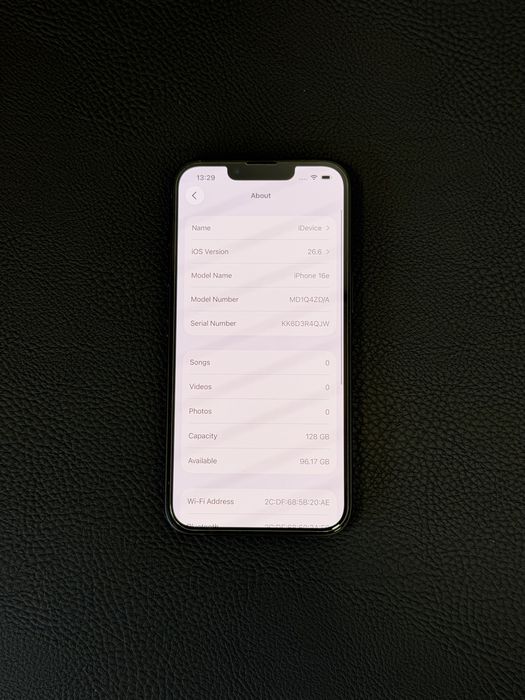 iPhone 16e - 58 цикъла