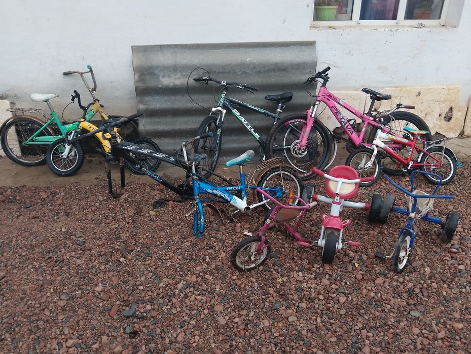 Продаю велосипеды на запчасти или целиком на восстановление.