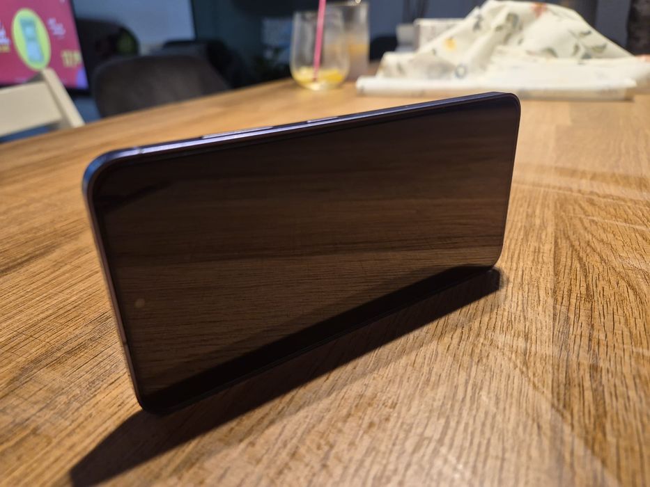 Vând Samsung Galaxy S24 - Stare Excelentă