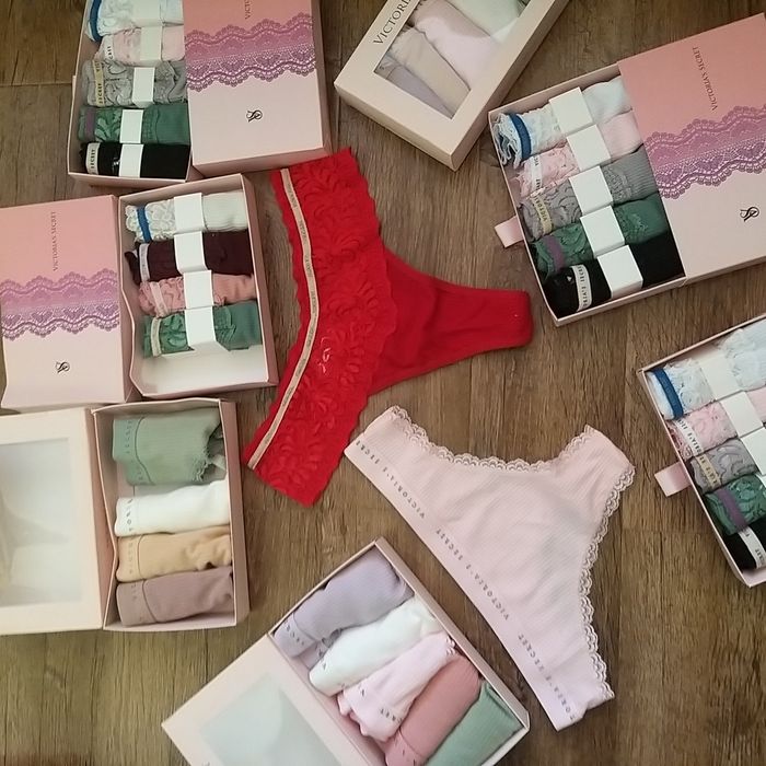 Tanga lenjerie intimă